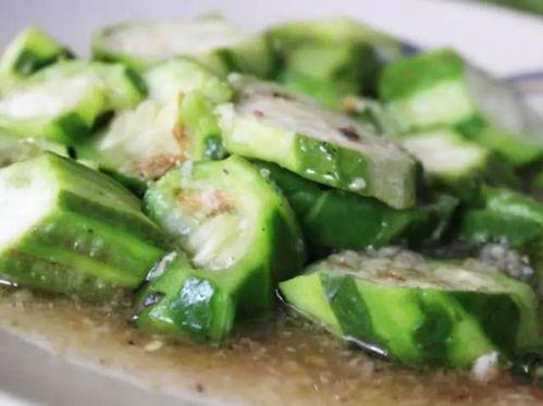 礼虫衣吃瓜,一场穿越时空的美食之旅